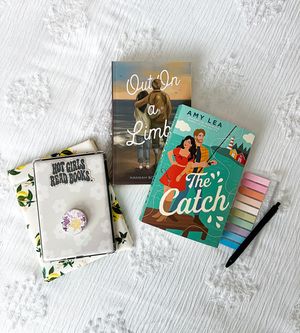 Image post by @blondiereads_ on Instagram