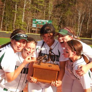 Image post by @dartmouthsoftball on Instagram