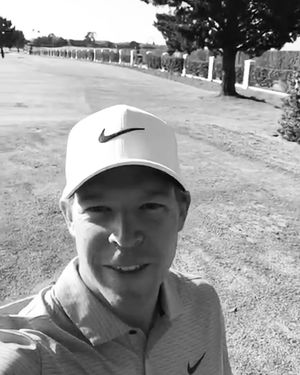 Image post by @alexknappegolf on Instagram