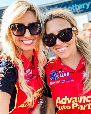 Image post by @courtneyforce on Instagram