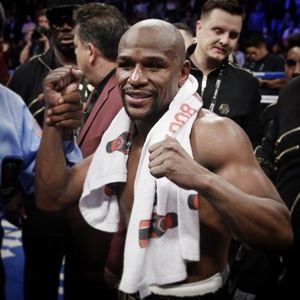 Image post by @drinkbodyarmor on Instagram