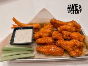 Image post by @daveandbusterskansascity on Instagram