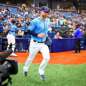 Image post by @raysbeisbol on Instagram