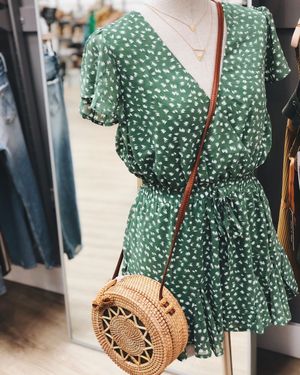 Image post by @shopoutoftown on Instagram