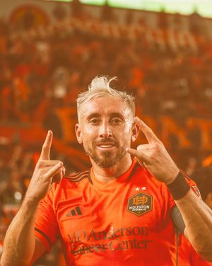 Video post by @houstondynamo on Facebook