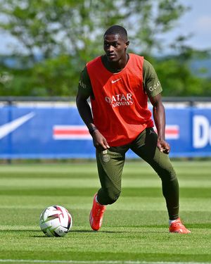 Image post by @PSG_inside on Twitter/X