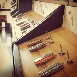 Image post by @leathermantools on Instagram
