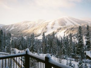 Image post by @winterparkresort on Instagram