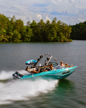 Image post by @malibuboats on Instagram