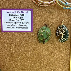 Image post by @beadcache on Instagram