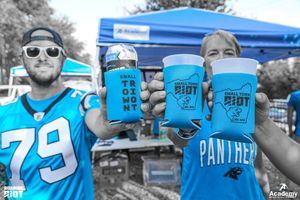 Image post by @roaringriot on Instagram