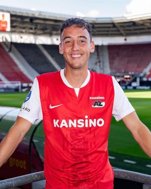 Image post by @azalkmaar on Instagram