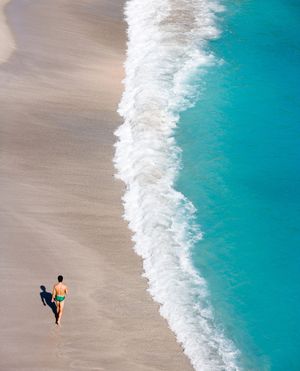 Image post by @thrillist on Instagram