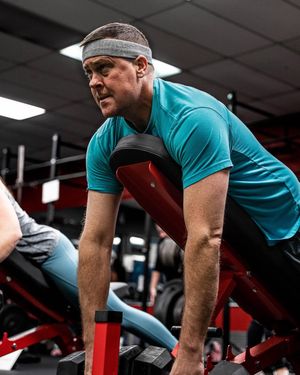Image post by @ezefitness on Instagram