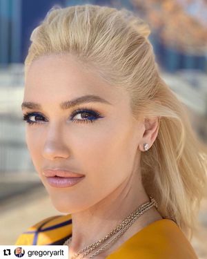 Image post by @gwenstefani on Instagram