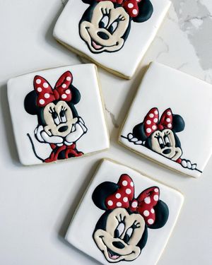 Image post by @angelbakednyc on Instagram