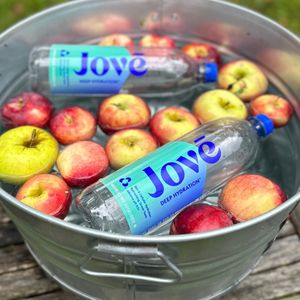 Image post by @drinkjove on Instagram