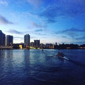 Image post by @canesrowing on Instagram