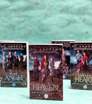 Image post by @gallerybooks on Instagram