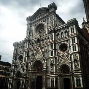 Image post by @vanessabryant on Instagram