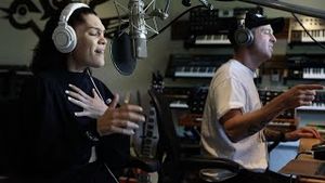 Video post by @jessiejofficial on YouTube