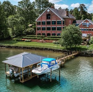 Image post by @christiesrealestate on Instagram