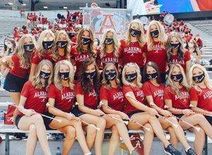 Image post by @uacrimsonettes on Instagram