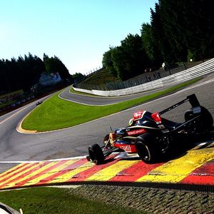 Image post by @alex_albon on Instagram