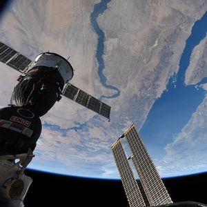 Image post by @nasaartemis on Instagram
