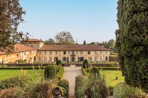 Image post by @christiesrealestate on Instagram