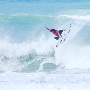 Image post by @wsl.qs on Instagram