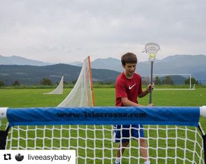 Image post by @x10lax on Instagram