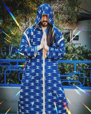 Image post by @steveaoki on Instagram