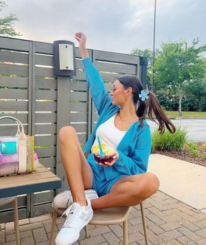 Image post by @playabowls on Instagram
