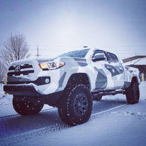 Image post by @cal.cars on Instagram