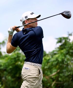 Image post by @alexknappegolf on Instagram