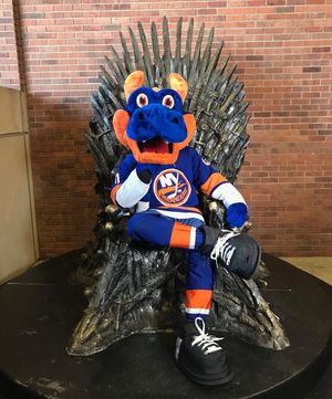 Image post by @nyislanders on Instagram