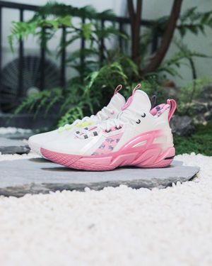 Image post by @kicksvisionofficial on Instagram
