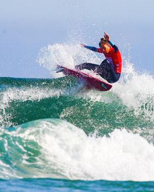 Image post by @wsl.qs on Instagram