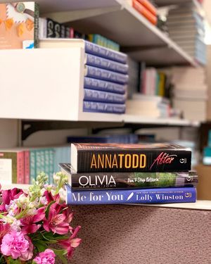 Image post by @gallerybooks on Instagram