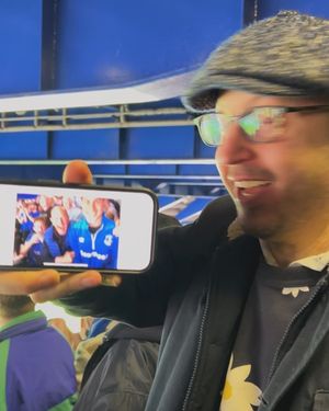 Image post by @meninblazers on Instagram