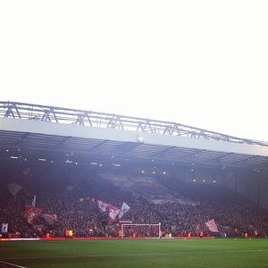 Image post by @simonellis87 on Instagram
