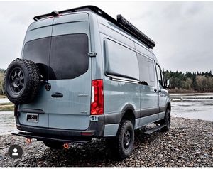 Image post by @owl.van.engineering on Instagram
