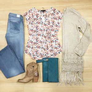 Image post by @shopoutoftown on Instagram