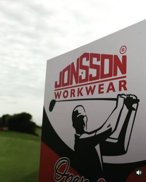 Image post by @alexknappegolf on Instagram