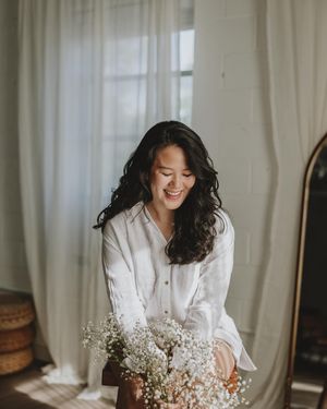 Image post by @thismodernlovephoto on Instagram