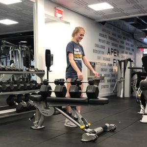 Image post by @apexfitnesscr on Instagram