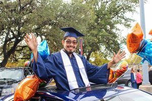 Image post by @utsastudents on Instagram