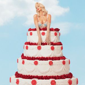 Image post by @parishilton on Instagram