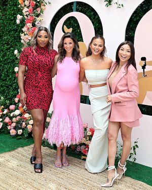 Image post by @thejeanniemai on Instagram